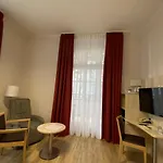 Akzent Waldhotel Ruegen 4* 괴렌