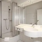 Akzent Waldhotel Ruegen 4*