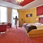 호텔 Akzent Waldhotel Ruegen