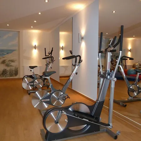 酒店 Akzent Waldhotel Ruegen 4*