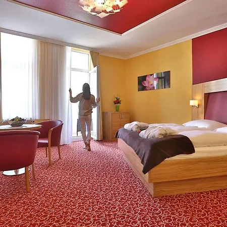 호텔 Akzent Waldhotel Ruegen