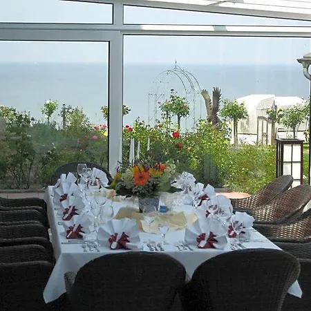 Akzent Waldhotel Ruegen غورين
