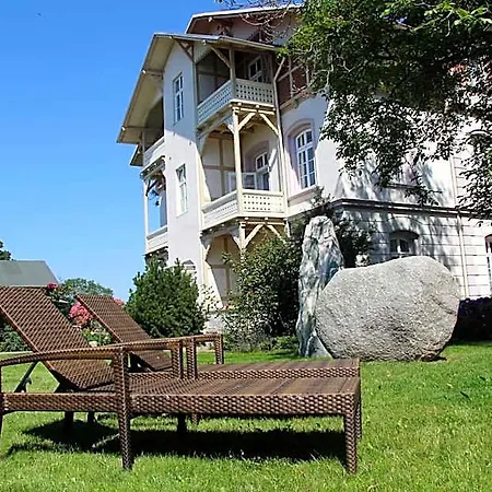 Akzent Waldhotel Ruegen فندق 4*