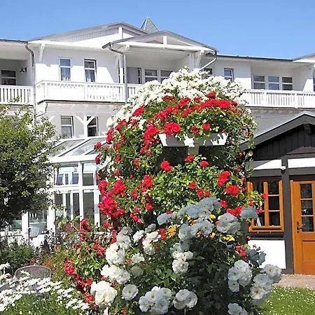 Akzent Waldhotel Ruegen فندق