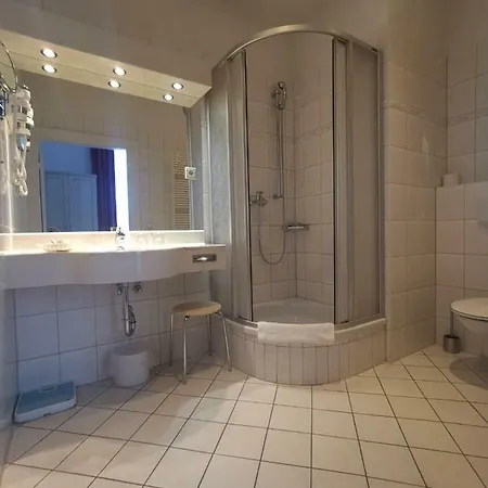 호텔 Akzent Waldhotel Ruegen 괴렌