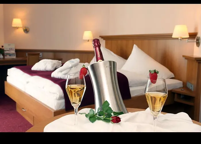 Hotel Akzent Waldhotel Ruegen 4*